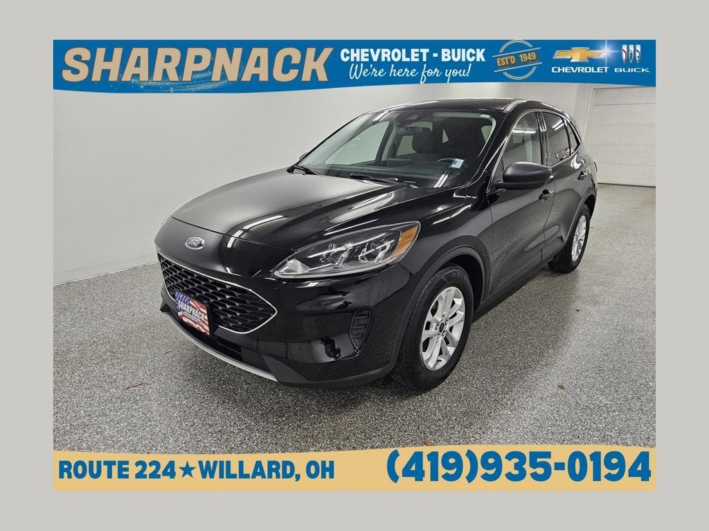 2022 Ford Escape SE in Black — front three-quarter view