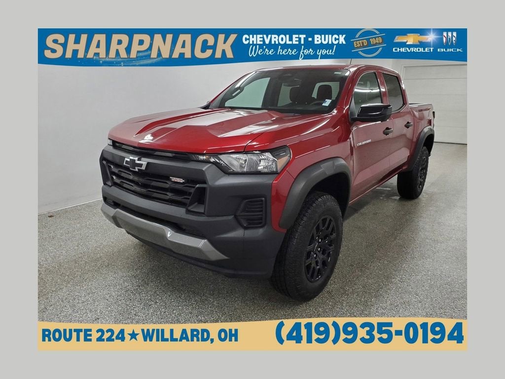 2023 Chevrolet Colorado Trail Boss in Radiant Red Tintcoat — front three-quarter view