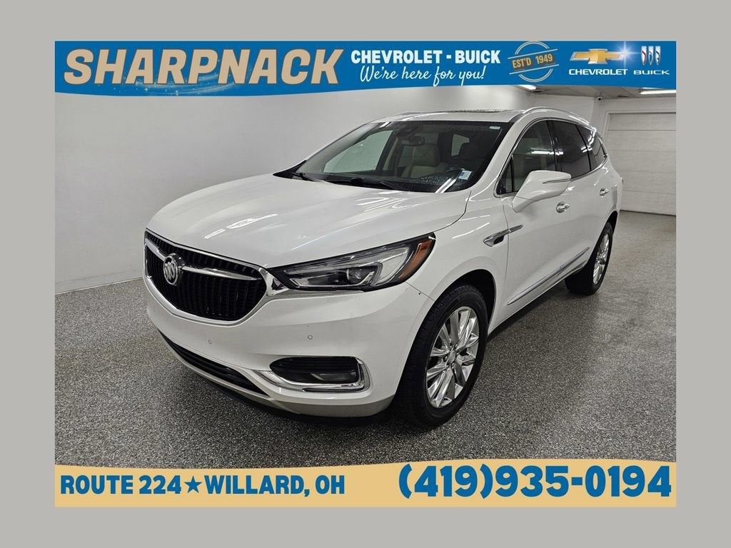 2020 Buick Enclave Premium in White Frost Tricoat — front three-quarter view