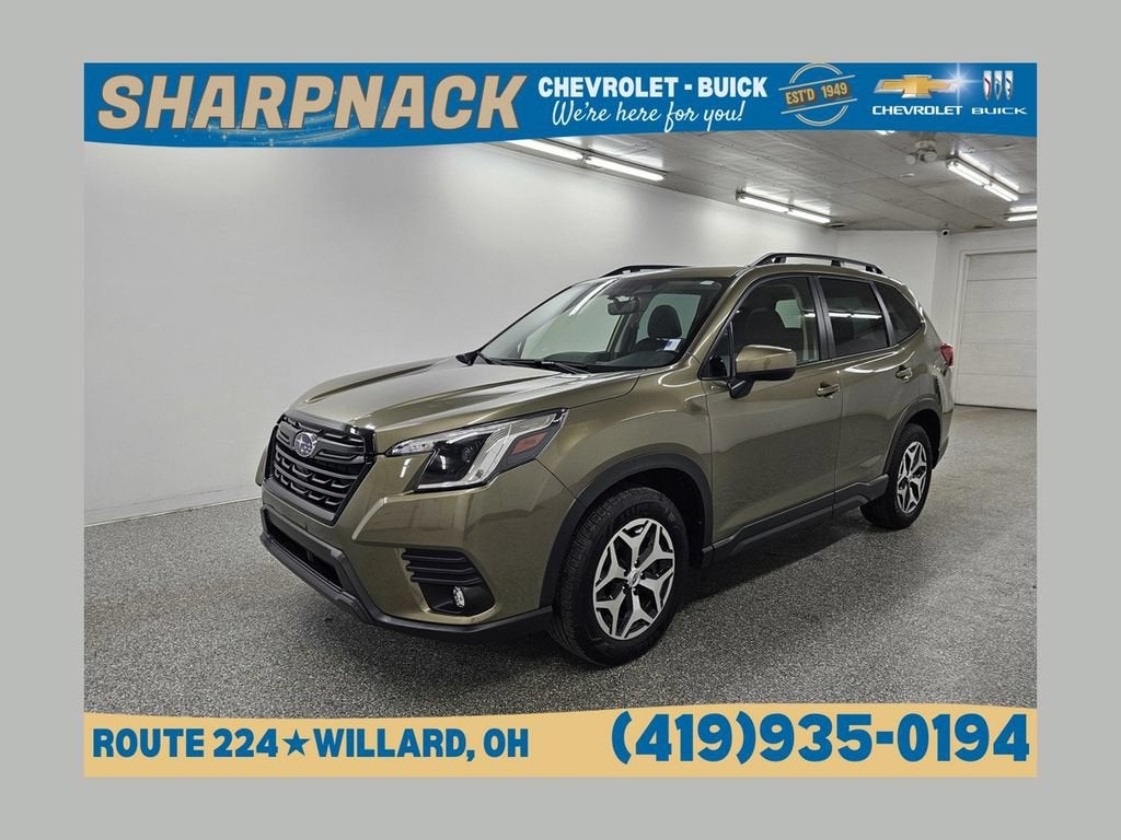 2024 Subaru Forester Premium in Green — front three-quarter view